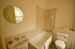 https://castle-apartments.edinburghhotelsuk.org