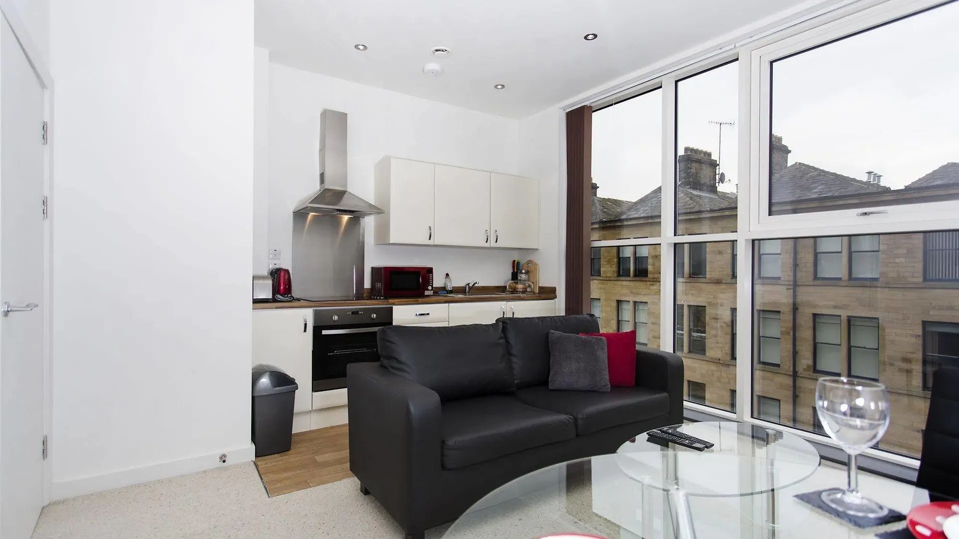 Orchard & Avenue Serviced Apartments Bradford  Aparthotel