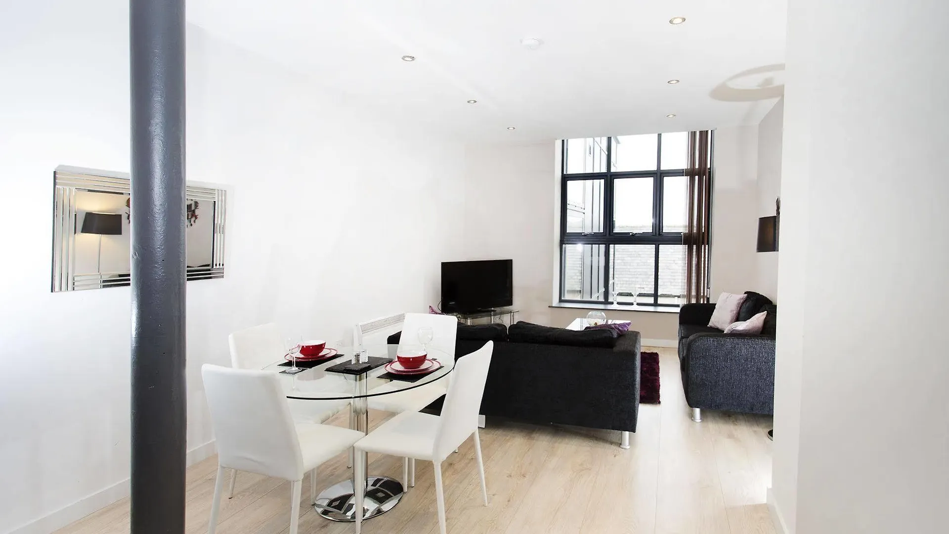 Orchard & Avenue Serviced Apartments Bradford  Aparthotel